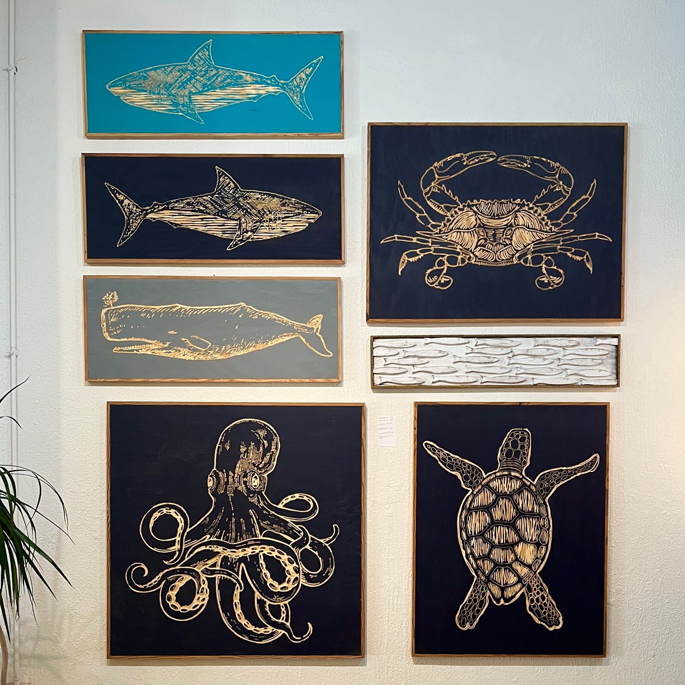 壮麗なハンドメイド・エジプト銅製壁掛けアート — リバーシブル仕様 2枚セット Blue Crab Art | Crab Wall Art | Coastal Decor - Haven America