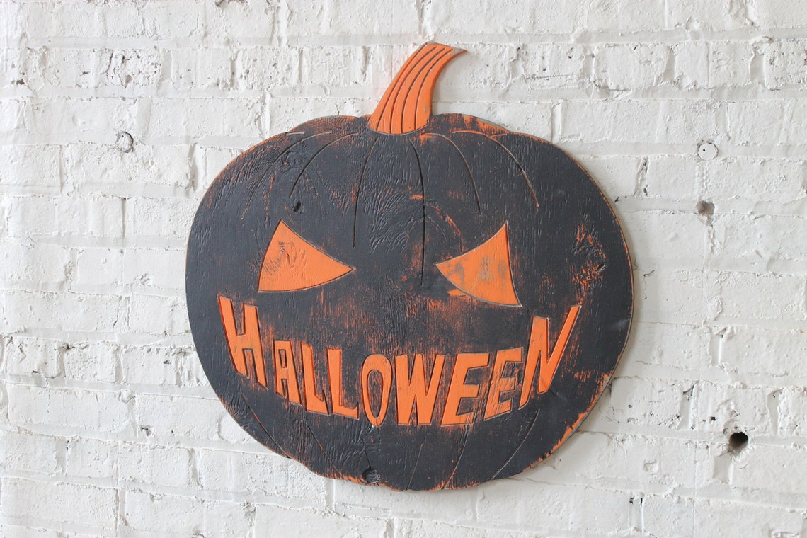 Mean Pumpkin Halloween Decor